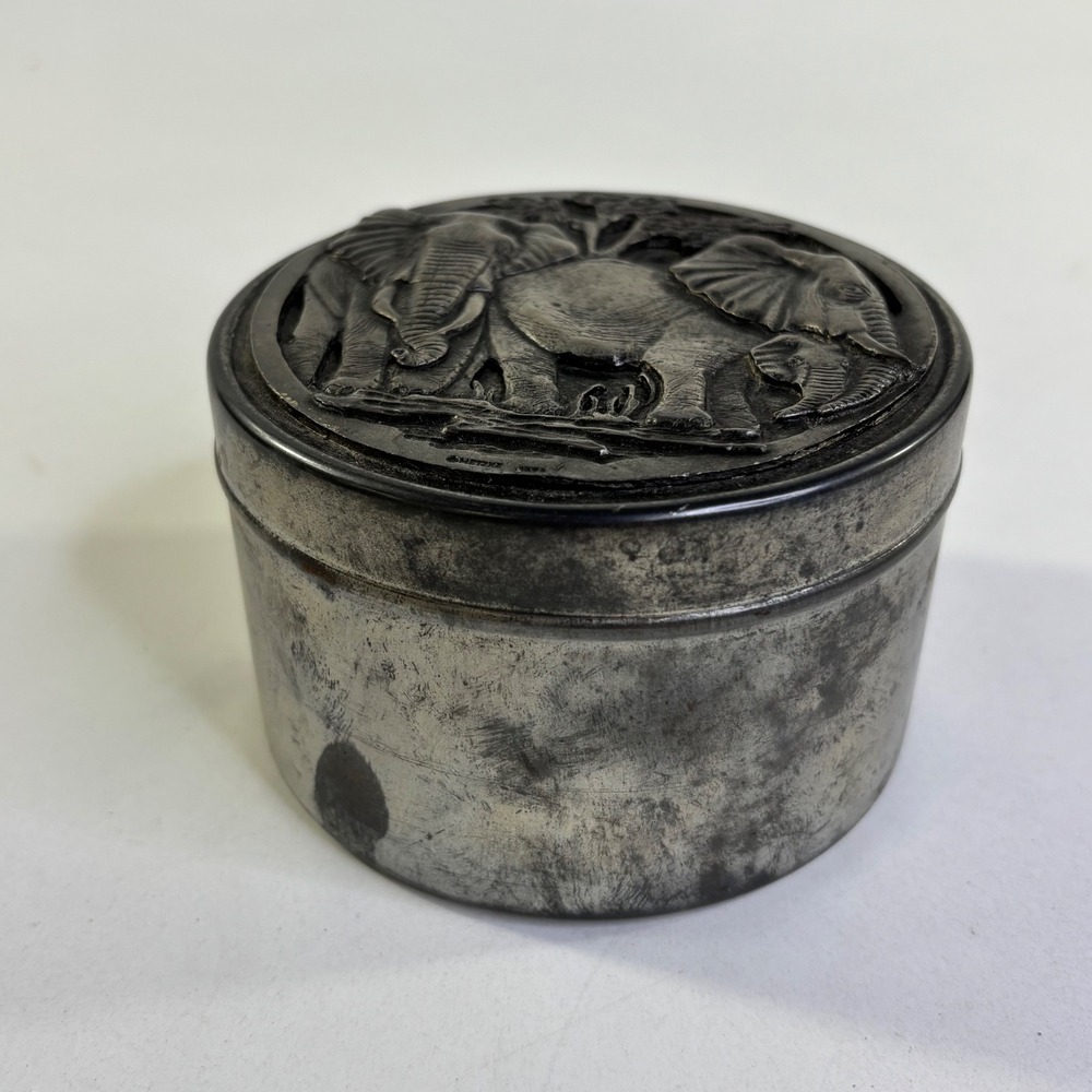 Metzke Pewter Elephant Trinket Box Vintage 1974 Round Lidded Jewelry Dish - Picture 7 of 9